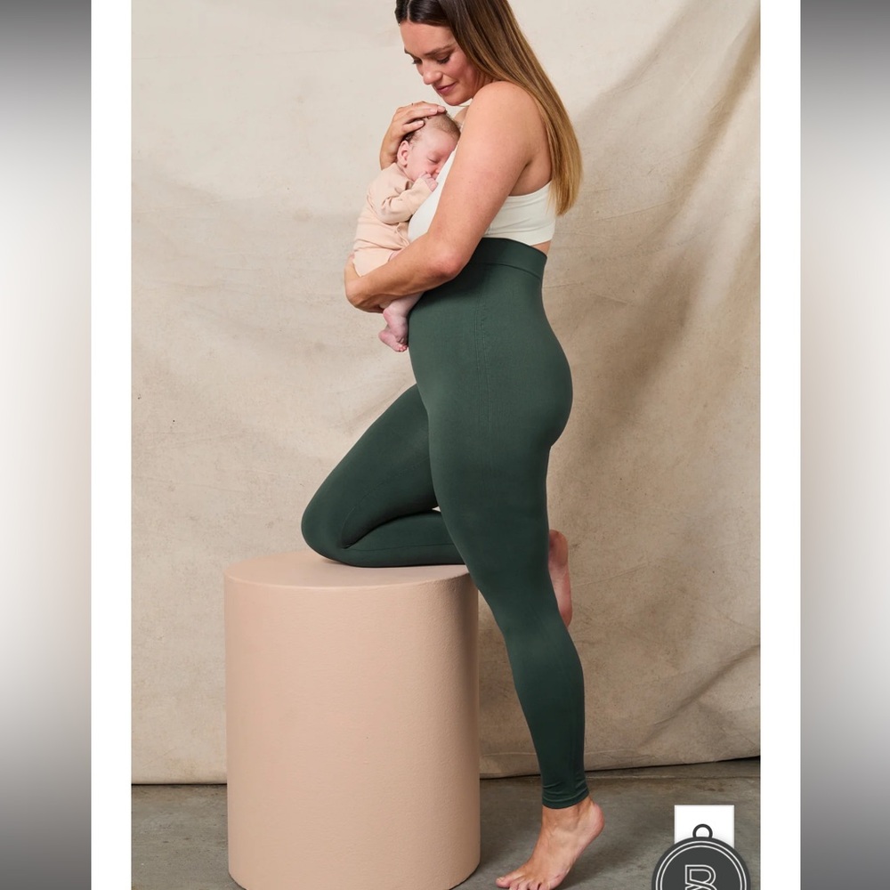 BLANQI® Everyday Highwaist Postpartum + Nursing Support Leggings - Forest/Small